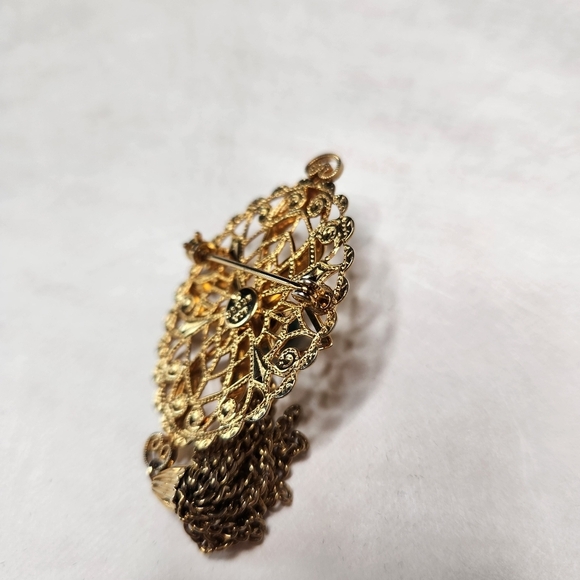 Sarah Coventry Glass Gold Toned Brooch - Picture 2 of 3